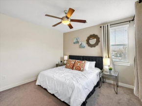 Easy Access to I-15, Pool/Hot Tub,, Gym, Heart of Orem